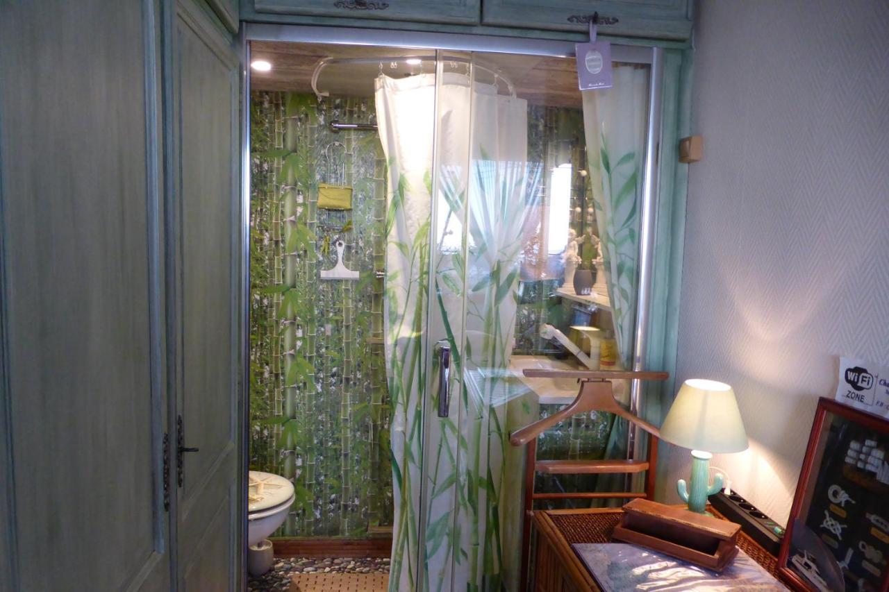Nouveau ! Chambre D'Hote Insolite Privee " Coeurs De Pirates A Bali En Provence" Spa Sauna Massages Dans Cadre Exotique D'Amenagements Exterieurs D'Exception Ete Comme Hiver Bienvenue !!! กาวาแลร์-ซูร์-แมร์ ภายนอก รูปภาพ