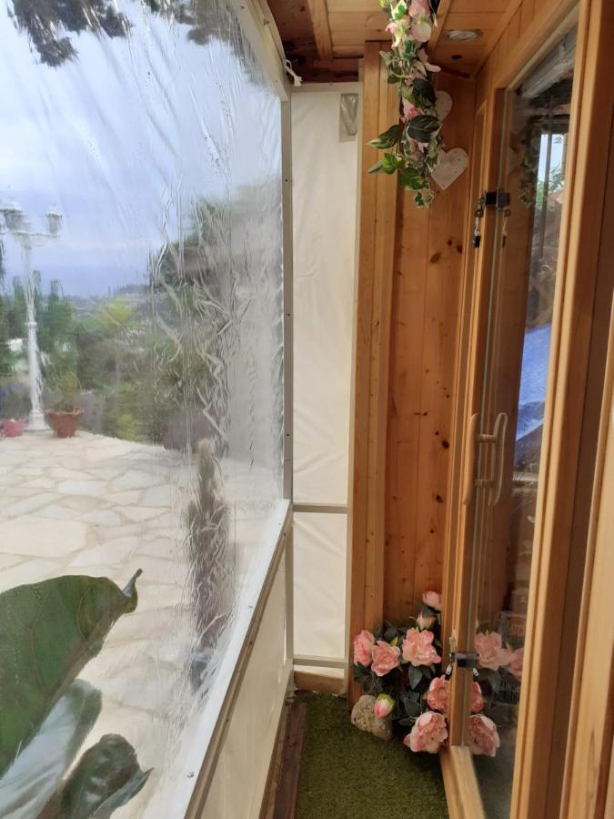 Nouveau ! Chambre D'Hote Insolite Privee " Coeurs De Pirates A Bali En Provence" Spa Sauna Massages Dans Cadre Exotique D'Amenagements Exterieurs D'Exception Ete Comme Hiver Bienvenue !!! กาวาแลร์-ซูร์-แมร์ ภายนอก รูปภาพ